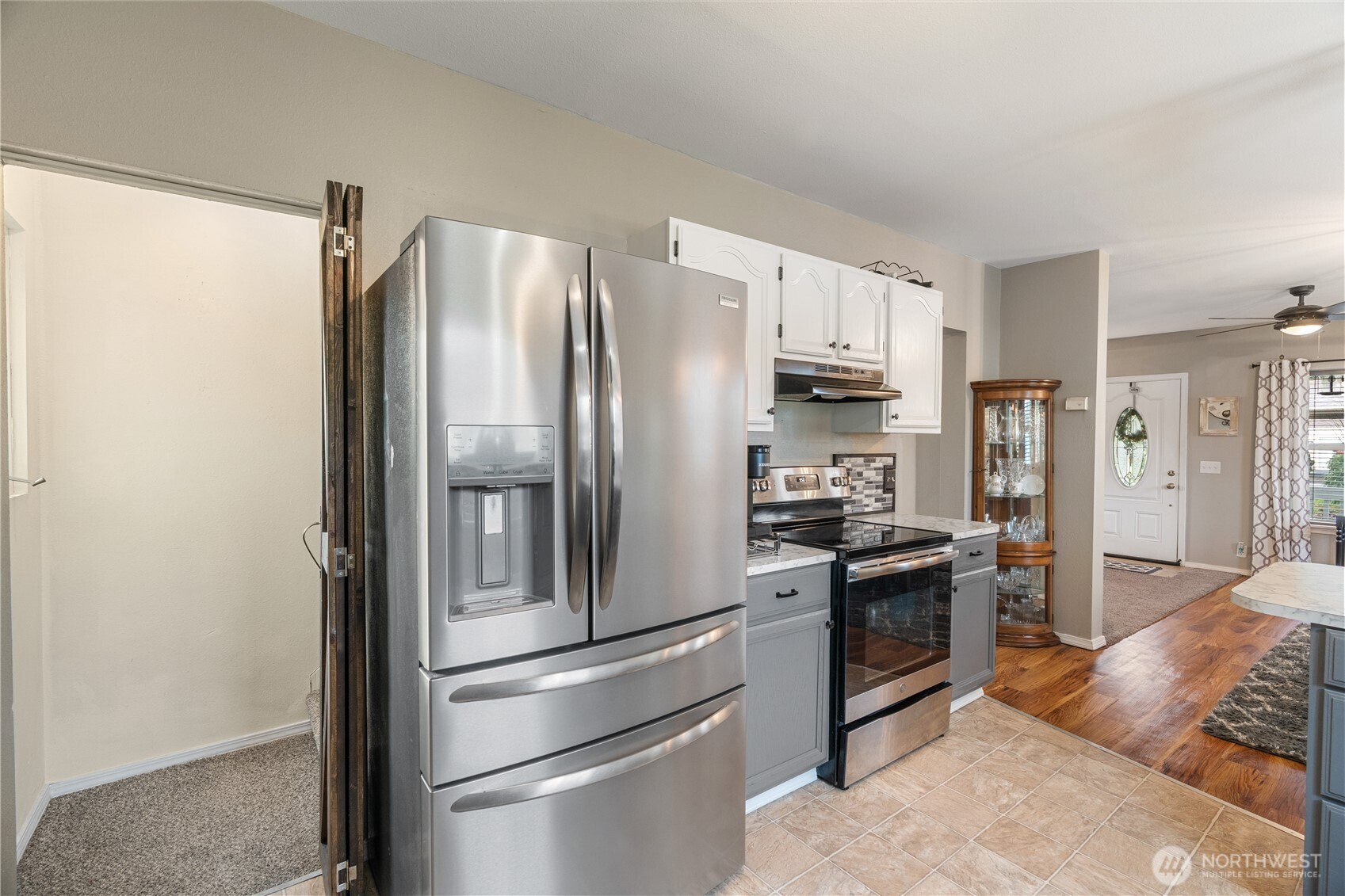 755 Willapa Raymond, WA 98577 - Photo 10 of 34