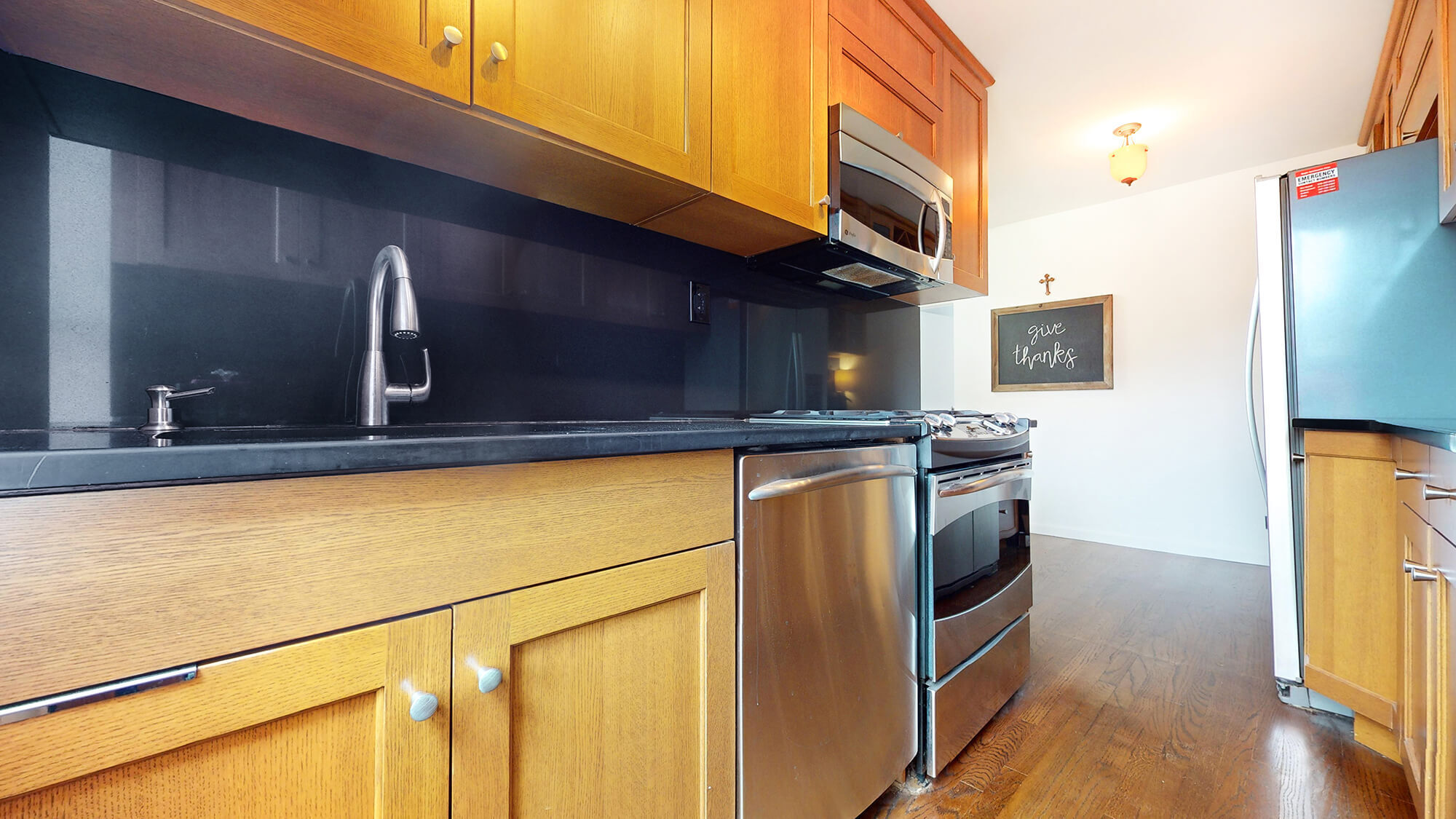 14 Bogardus Place, Unit 4W Manhattan, NY 10040 - Photo 6 of 18