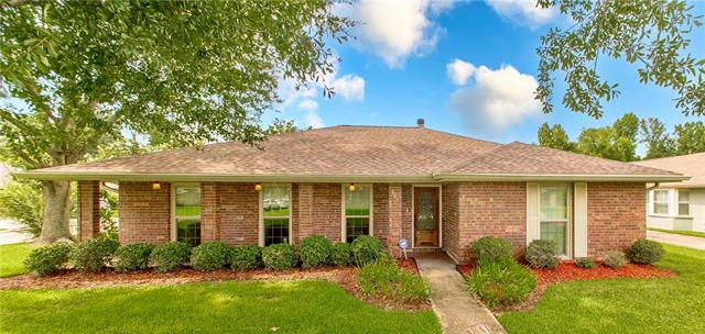 301 Devon Road Laplace, LA 70068 - Photo 2 of 40