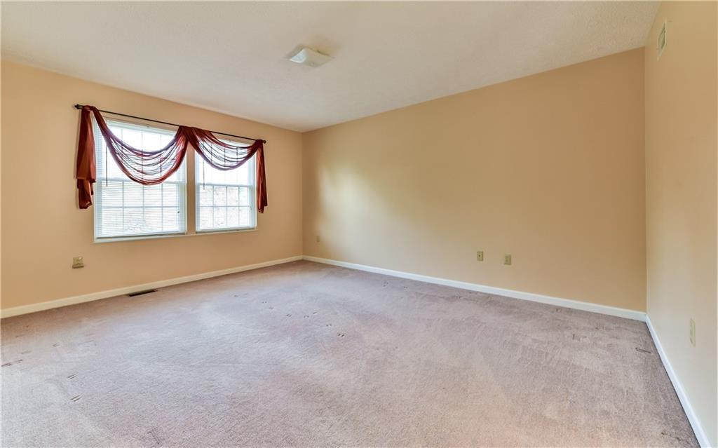 102 Ridgeview Circle Glenshaw, PA 15116 - Photo 11 of 25 Large master bedroom features en suite with walk in closet and double sinks