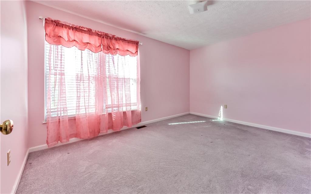 102 Ridgeview Circle Glenshaw, PA 15116 - Photo 15 of 25 Gallery Image 15