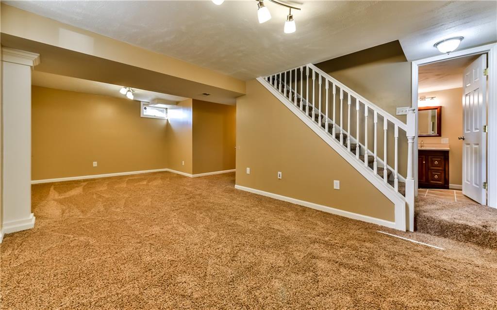 102 Ridgeview Circle Glenshaw, PA 15116 - Photo 18 of 25 Gallery Image 18