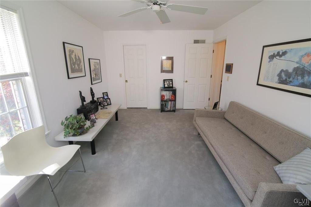 1496 Hampton Road Allentown, PA 18104 - Photo 24 of 28 Gallery Image 24