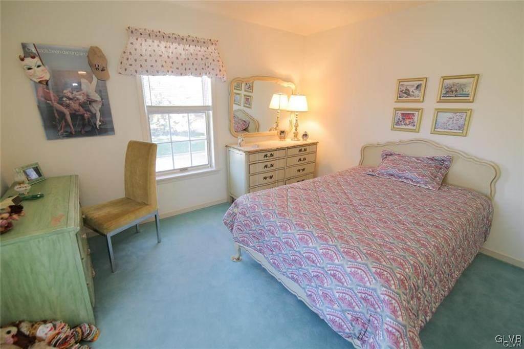 1496 Hampton Road Allentown, PA 18104 - Photo 26 of 28 Gallery Image 26