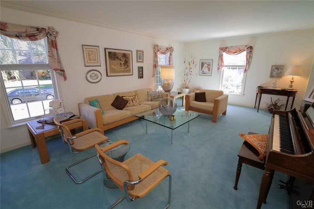 1496 Hampton Road Allentown, PA 18104 - Photo 5 of 28 Gallery Image 5
