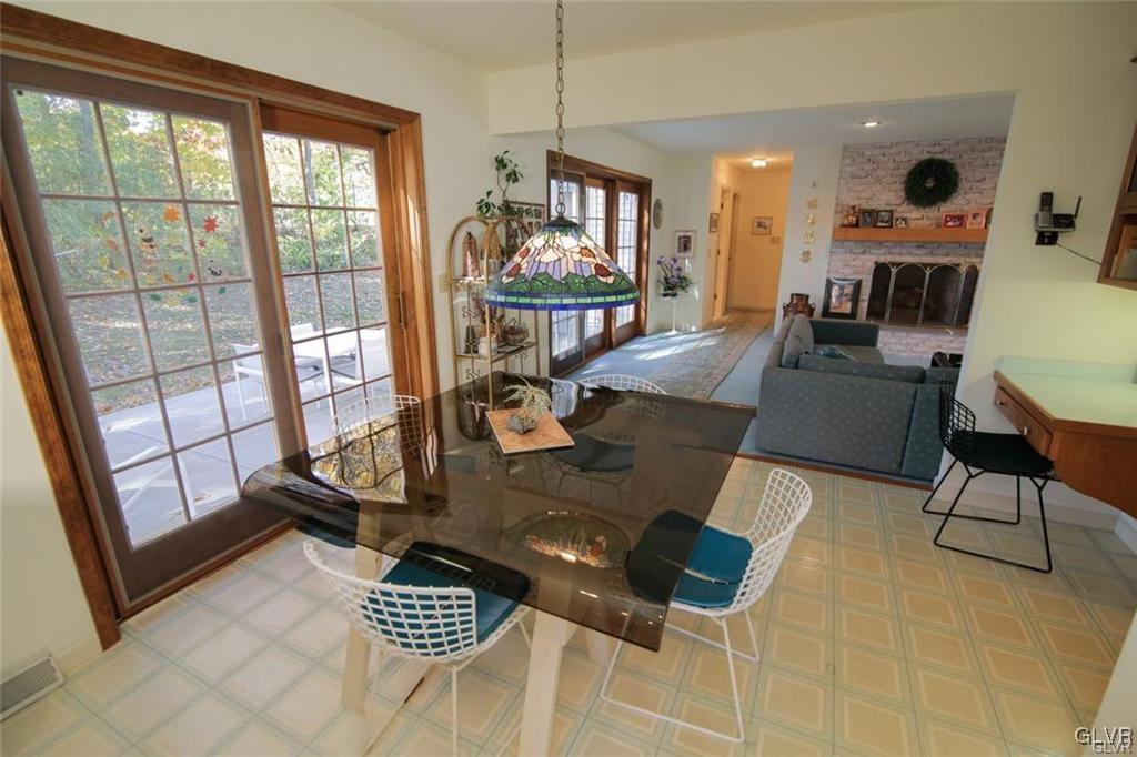 1496 Hampton Road Allentown, PA 18104 - Photo 10 of 28 Gallery Image 10