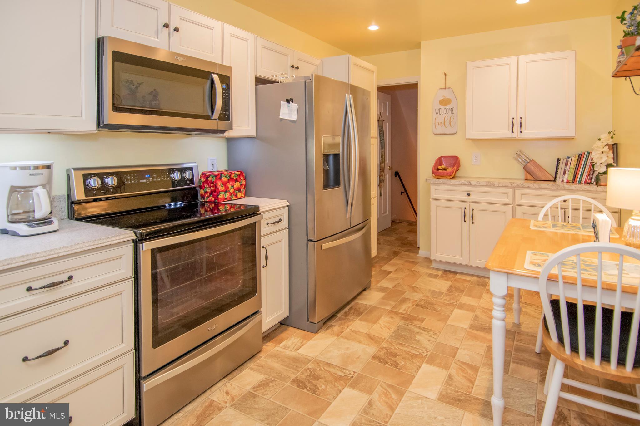 3638 Rockberry Road Baltimore, MD 21234 - Photo 7 of 24 Eat-In Kitchen