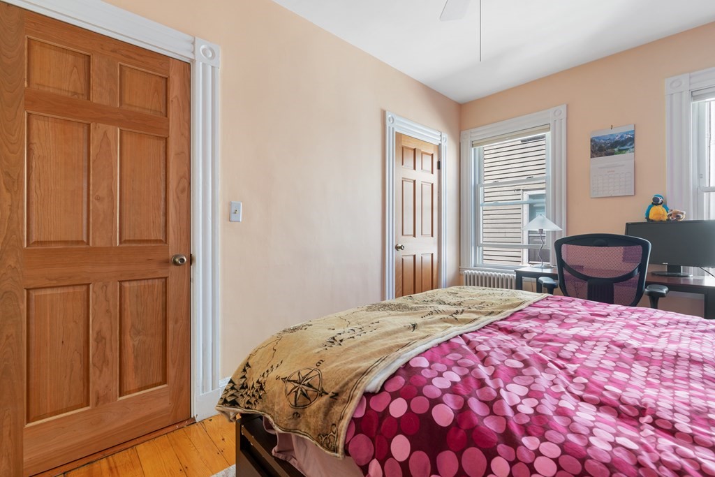 112 Franklin Street, Unit 2 Brookline, MA 02445 - Photo 20 of 31