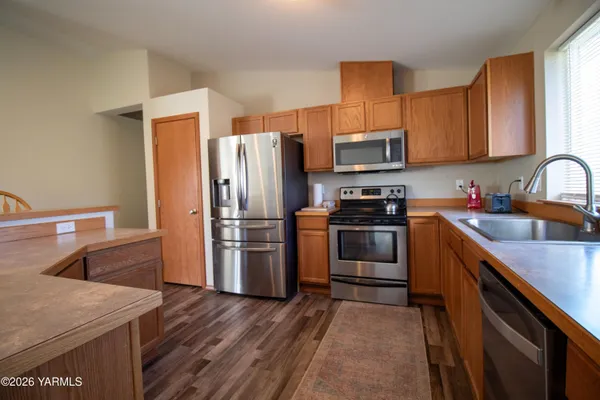 $475,000 | 2889 Stone Road, Yakima, WA 98908