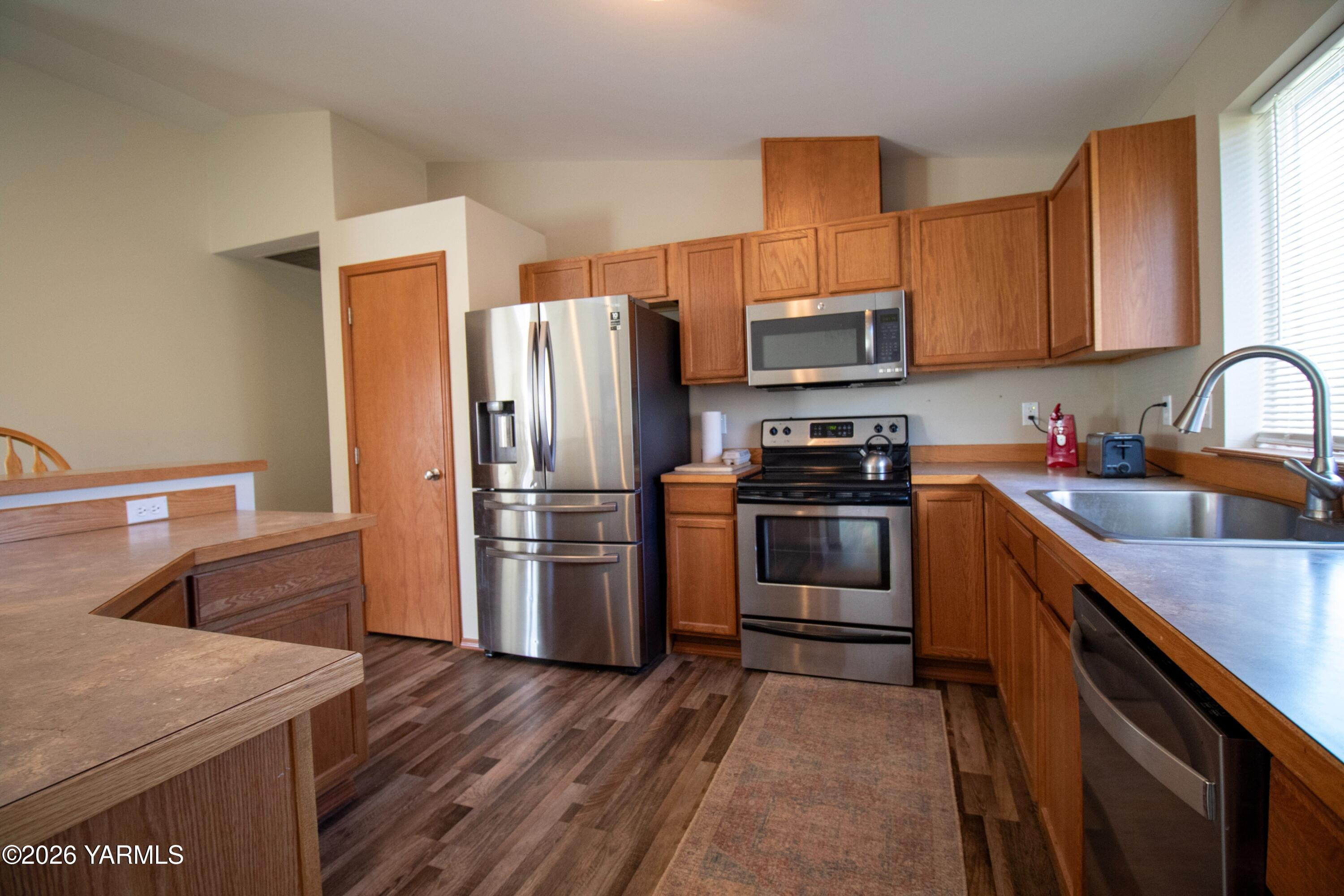 2889 Stone Road Yakima, WA 98908 - Photo 5 of 13 0G9A2523