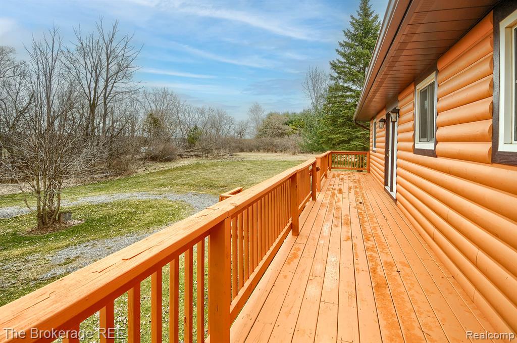 5550 Deckerville Road Deckerville, MI 48427 - Photo 3 of 44