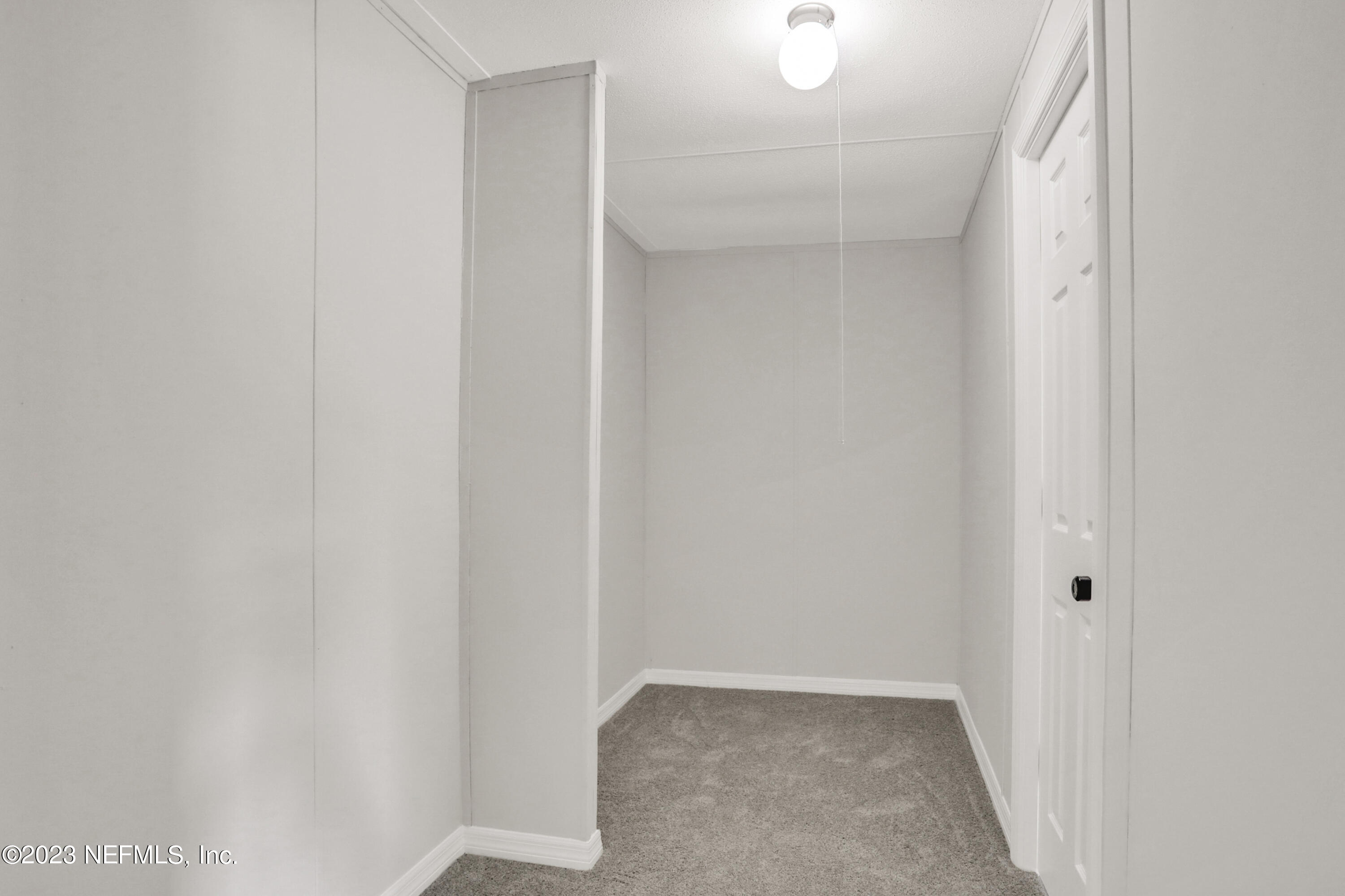 10765 Boddens Road Jacksonville, FL 32219 - Photo 32 of 39 a view of hallway