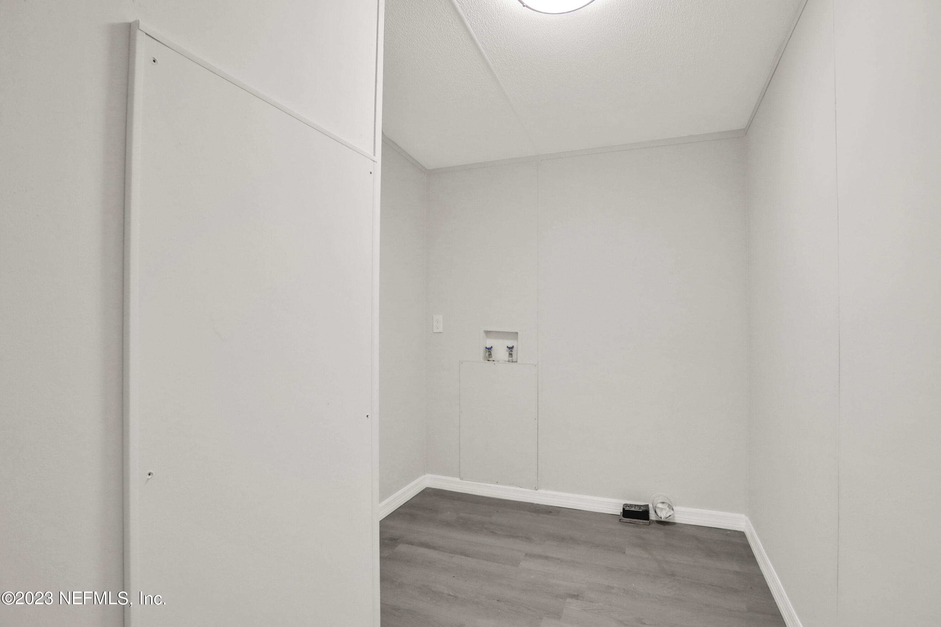 10765 Boddens Road Jacksonville, FL 32219 - Photo 33 of 39 a view of small space