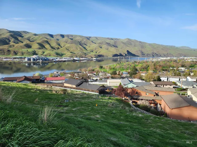 $98,000 | Lot 9 Valleyview Drive, Clarkston, WA 99403