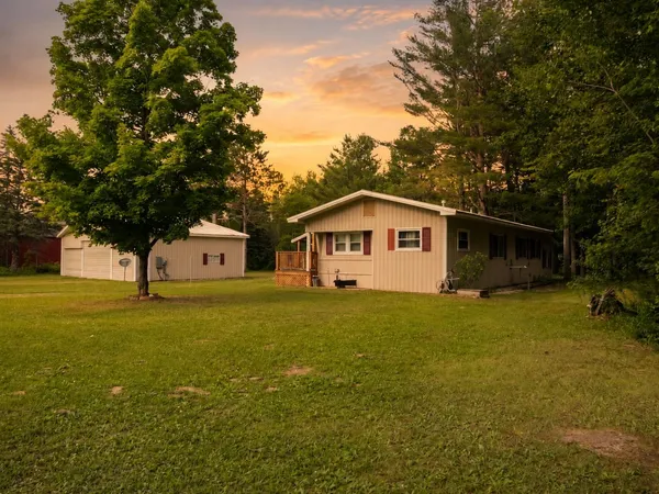 $145,000 | 1111 Taxiway Ida, Lake City, MI 49651
