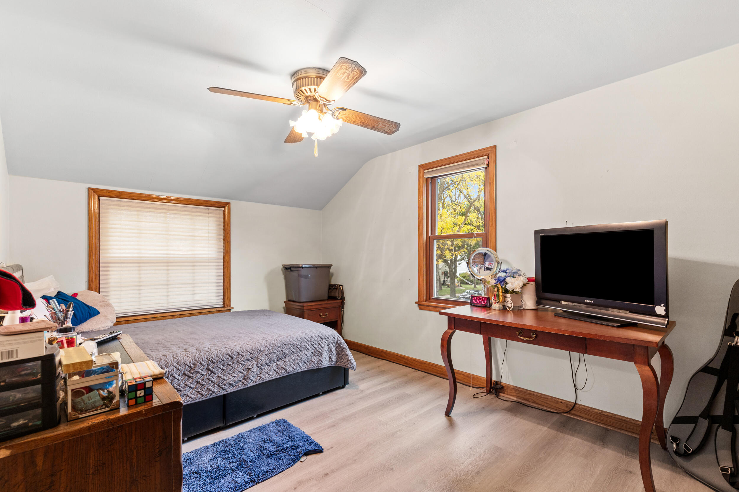 2734 South 45th Street Milwaukee, WI 53219 - Photo 11 of 21 photo oct 21 2025, 9 32 10 pm