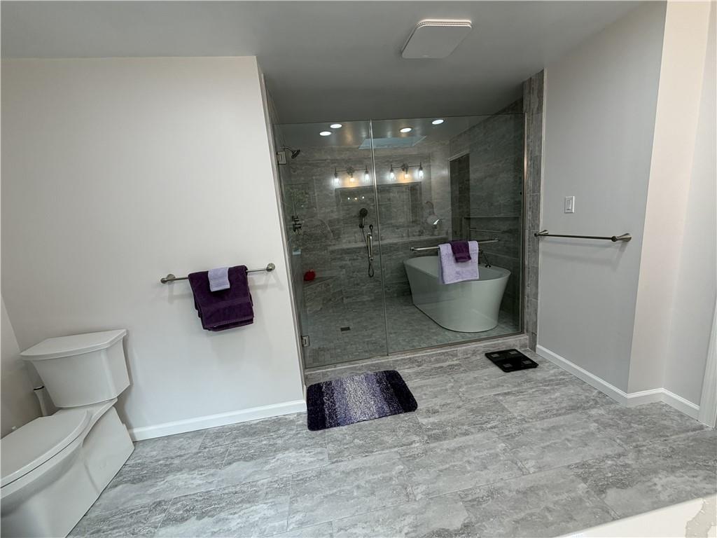 4900 Cole Road Murrysville, PA 15668 - Photo 27 of 44 Primary Bathroom
