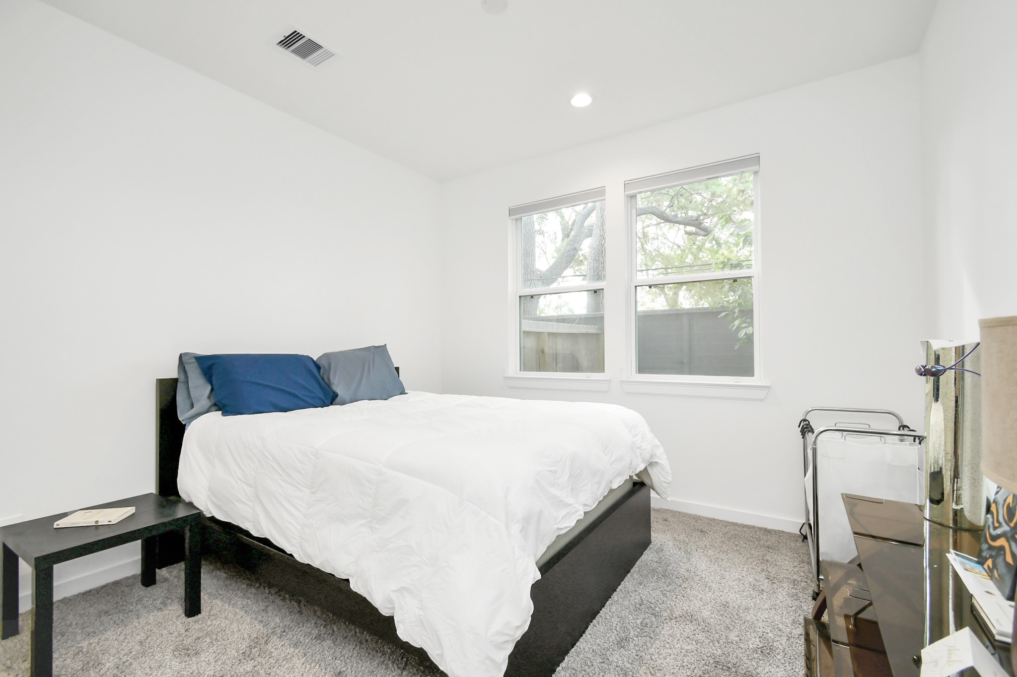 1107 Highland Square Lane Houston, TX 77091 - Photo 13 of 40