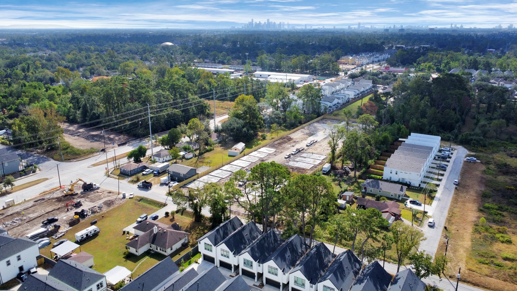 1107 Highland Square Lane Houston, TX 77091 - Photo 6 of 40