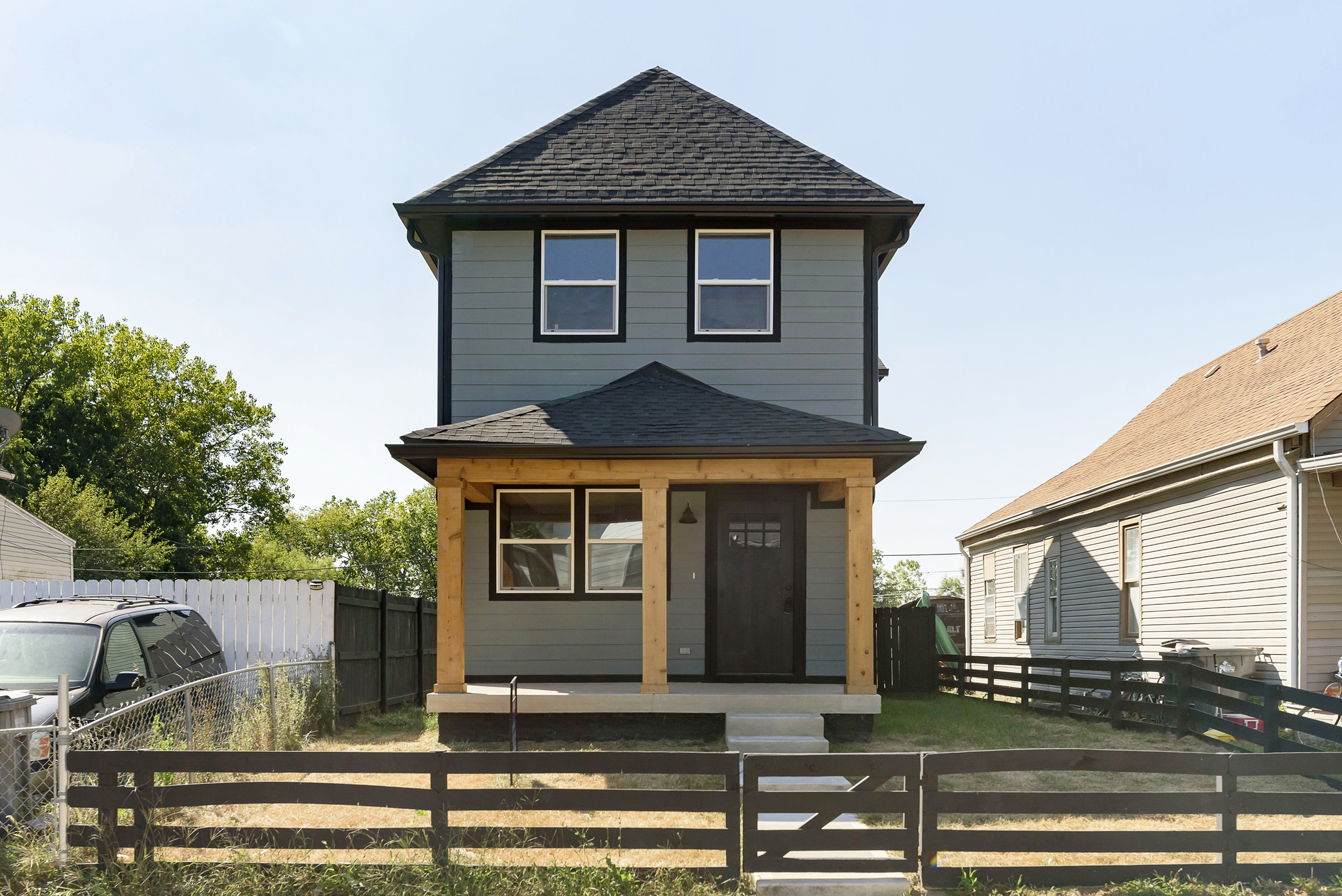 1438 South Illinois St  