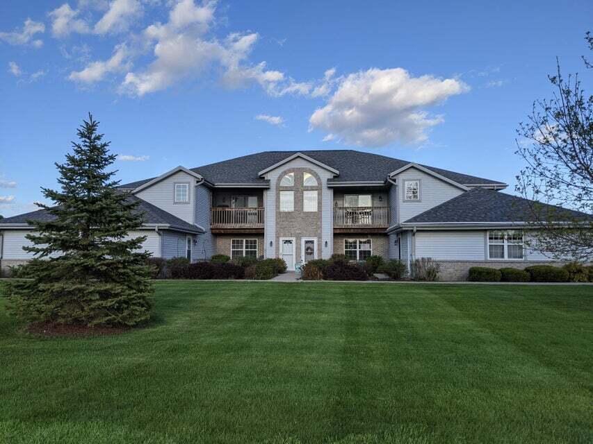 519 Betzer Road, Unit B Delavan, WI 53115 - Photo 1 of 9 Main