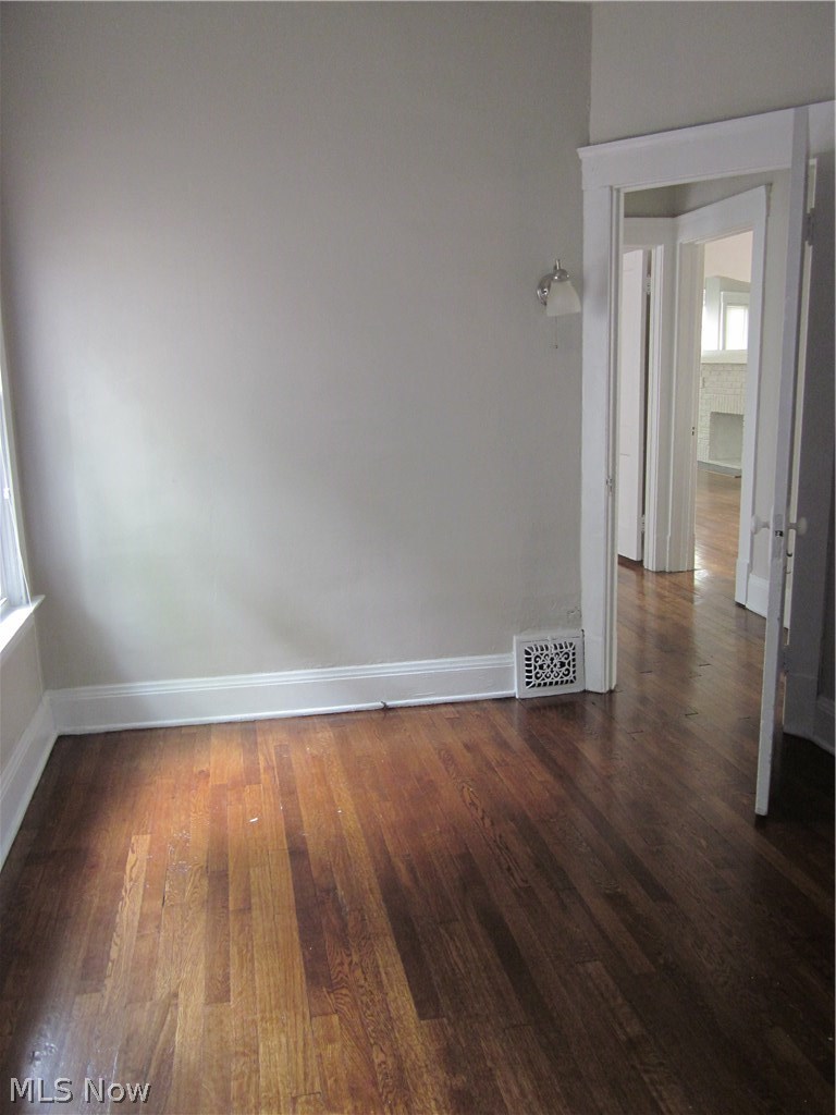 2619 Hampshire Road Cleveland, OH 44106 - Photo 17 of 22
