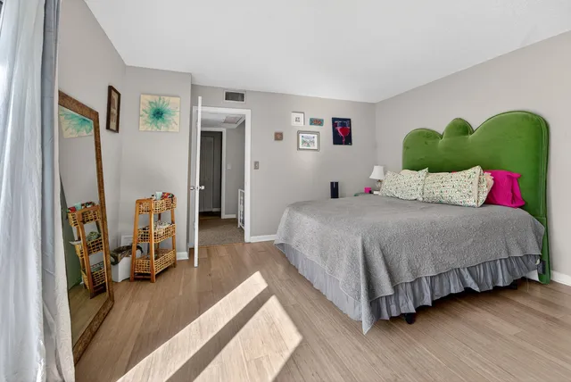 $4,875 | 141 East Riverside Drive, Unit 10D, Jupiter, FL 33469