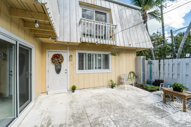 $4,875 | 141 East Riverside Drive, Unit 10D, Jupiter, FL 33469