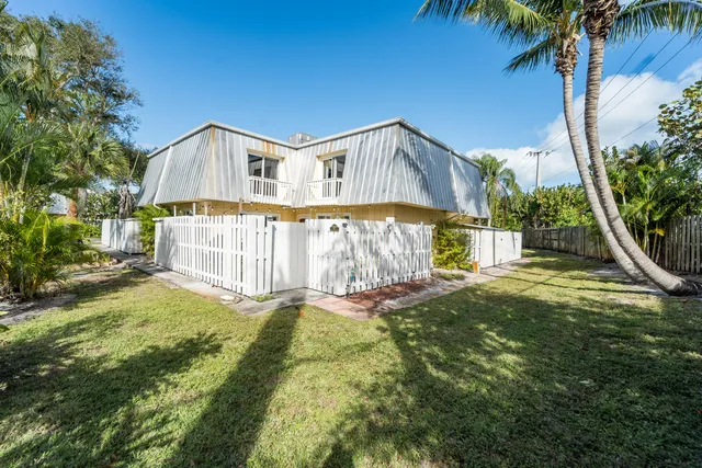 $4,875 | 141 East Riverside Drive, Unit 10D, Jupiter, FL 33469