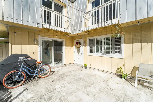 $4,875 | 141 East Riverside Drive, Unit 10D, Jupiter, FL 33469