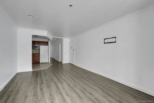 $375,000 | 1236 Prospect Avenue, Unit 1A | Foxhurst