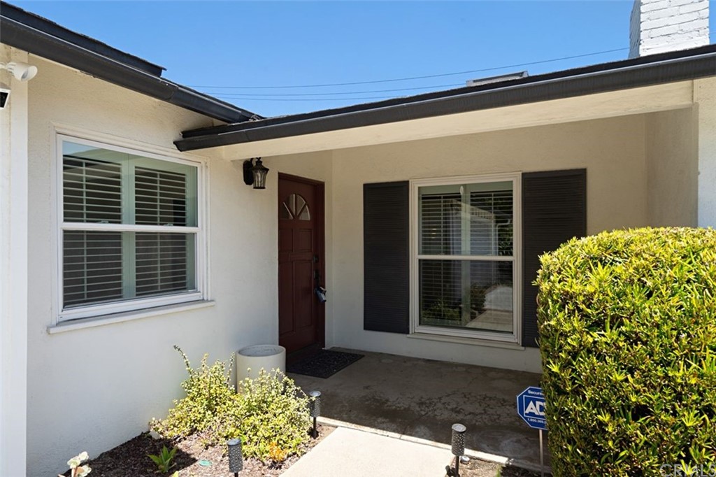 1150 Coronet Avenue Pasadena, CA 91107 - Photo 5 of 37