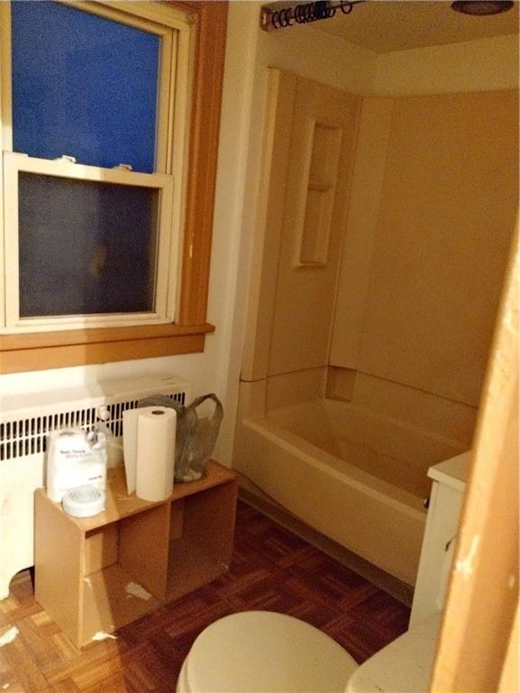 803 11th Street McKees Rocks, PA 15136 - Photo 12 of 14 a bathroom with a sink and bathtub