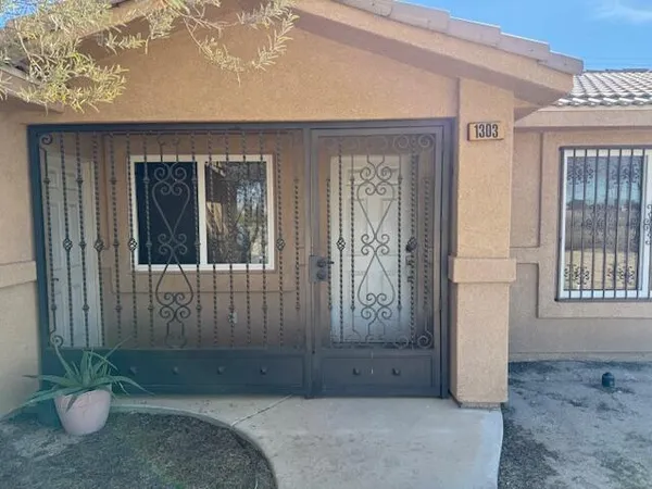 $300,000 | 1303 Bering Avenue, Thermal, CA 92274