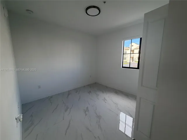 $2,600 | 2312 East 4th Avenue, Unit 103, Hialeah, FL 33013