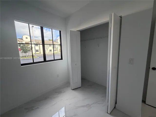 $2,600 | 2312 East 4th Avenue, Unit 103, Hialeah, FL 33013