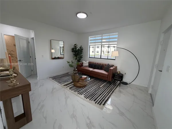 $2,665 | 2310 East 4th Avenue, Unit 205, Hialeah, FL 33013