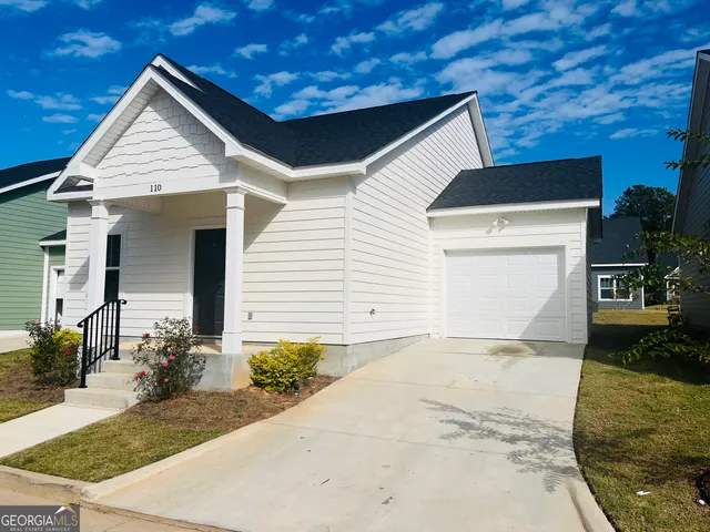 $1,650 | 110 Lenox Circle, LaGrange, GA 30241