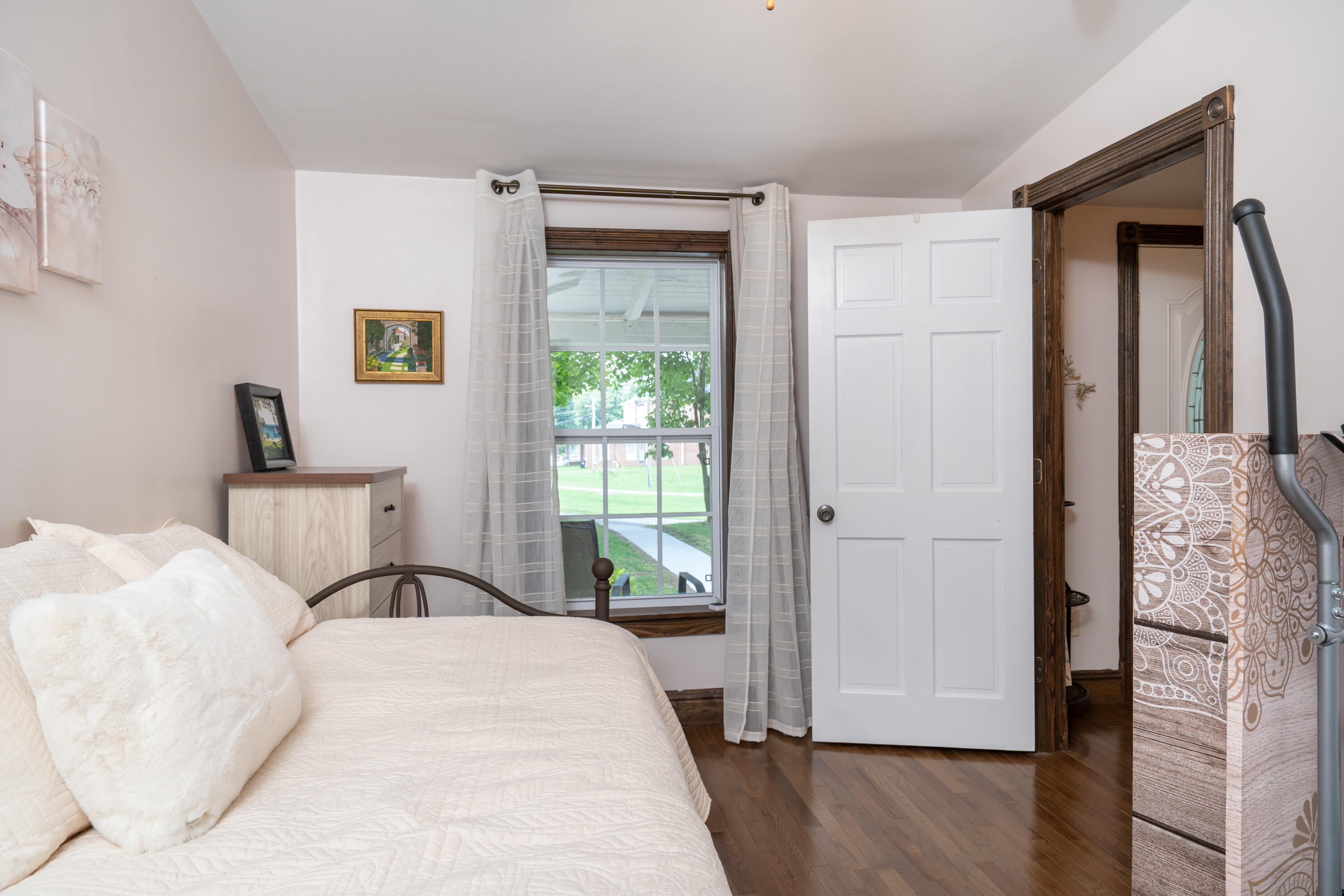1529 Main Street Dunlap, TN 37327 - Photo 19 of 29 Guest Rm 2