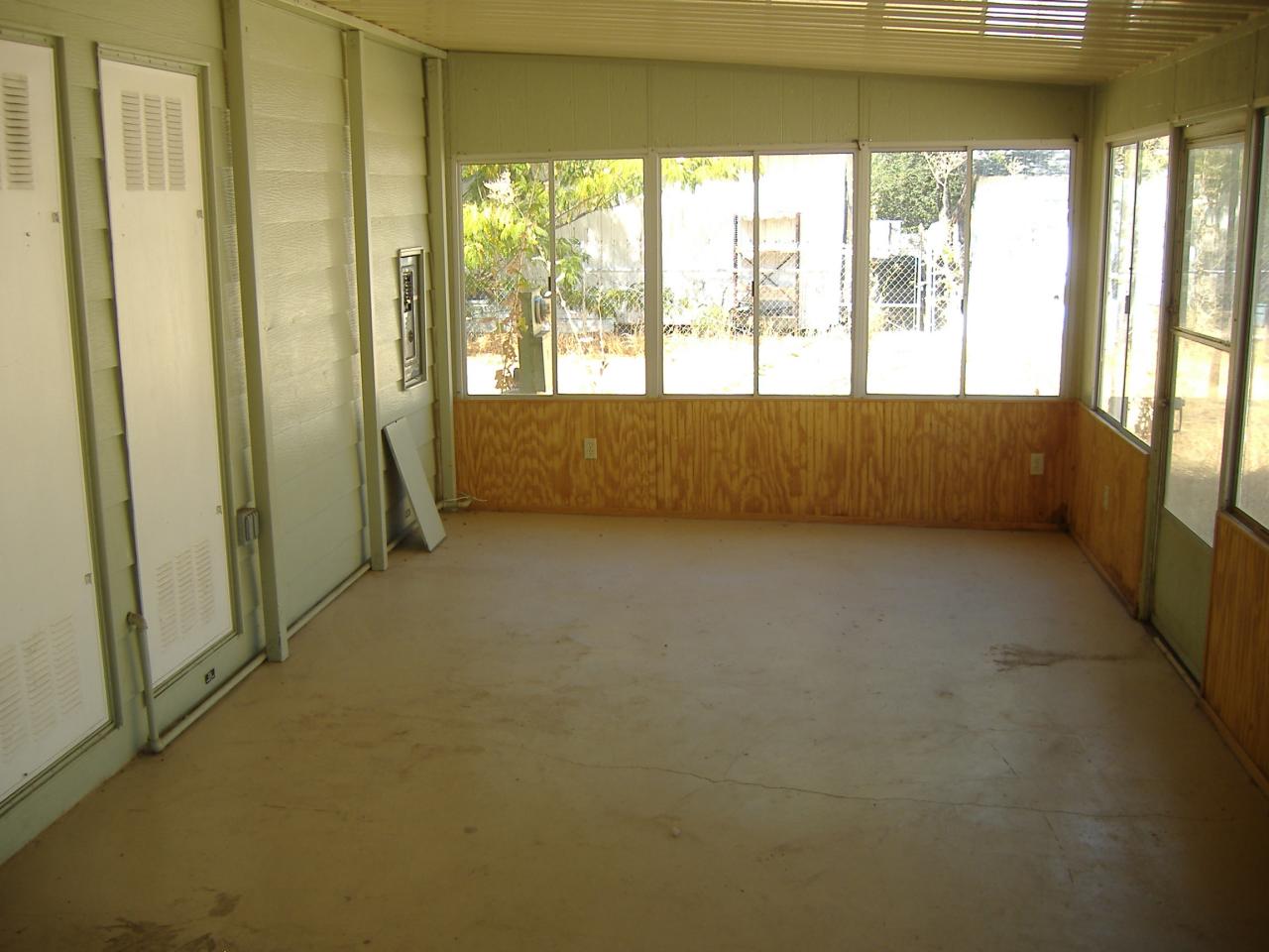 14814 Ravine Road Redding, CA 96003 - Photo 6 of 10 screen porch