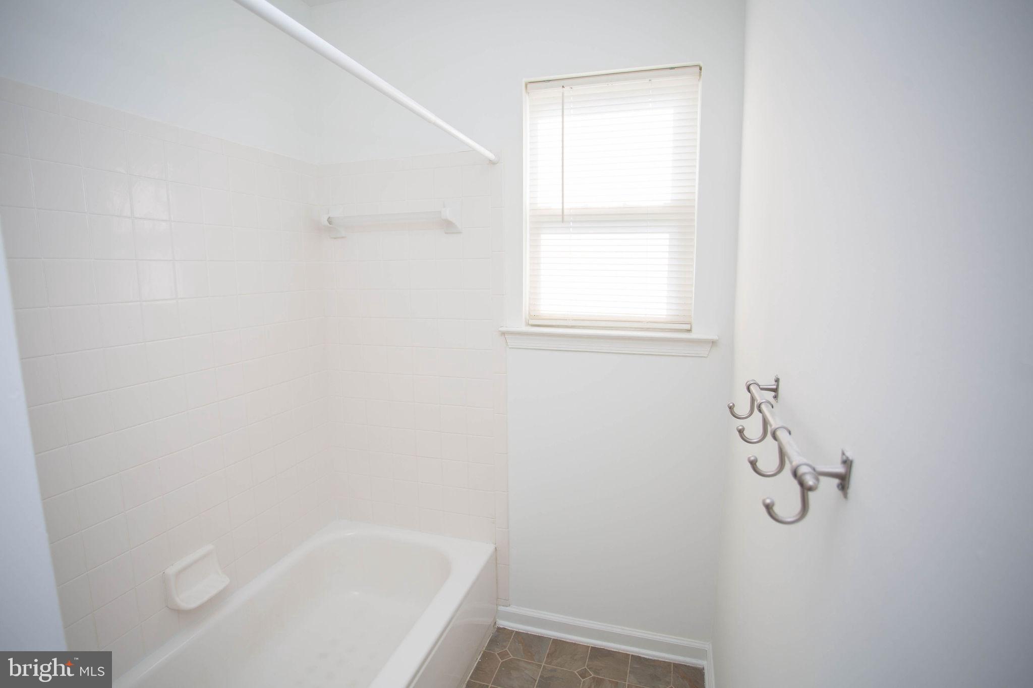 68 Stoneham Drive Delran, NJ 08075 - Photo 31 of 48