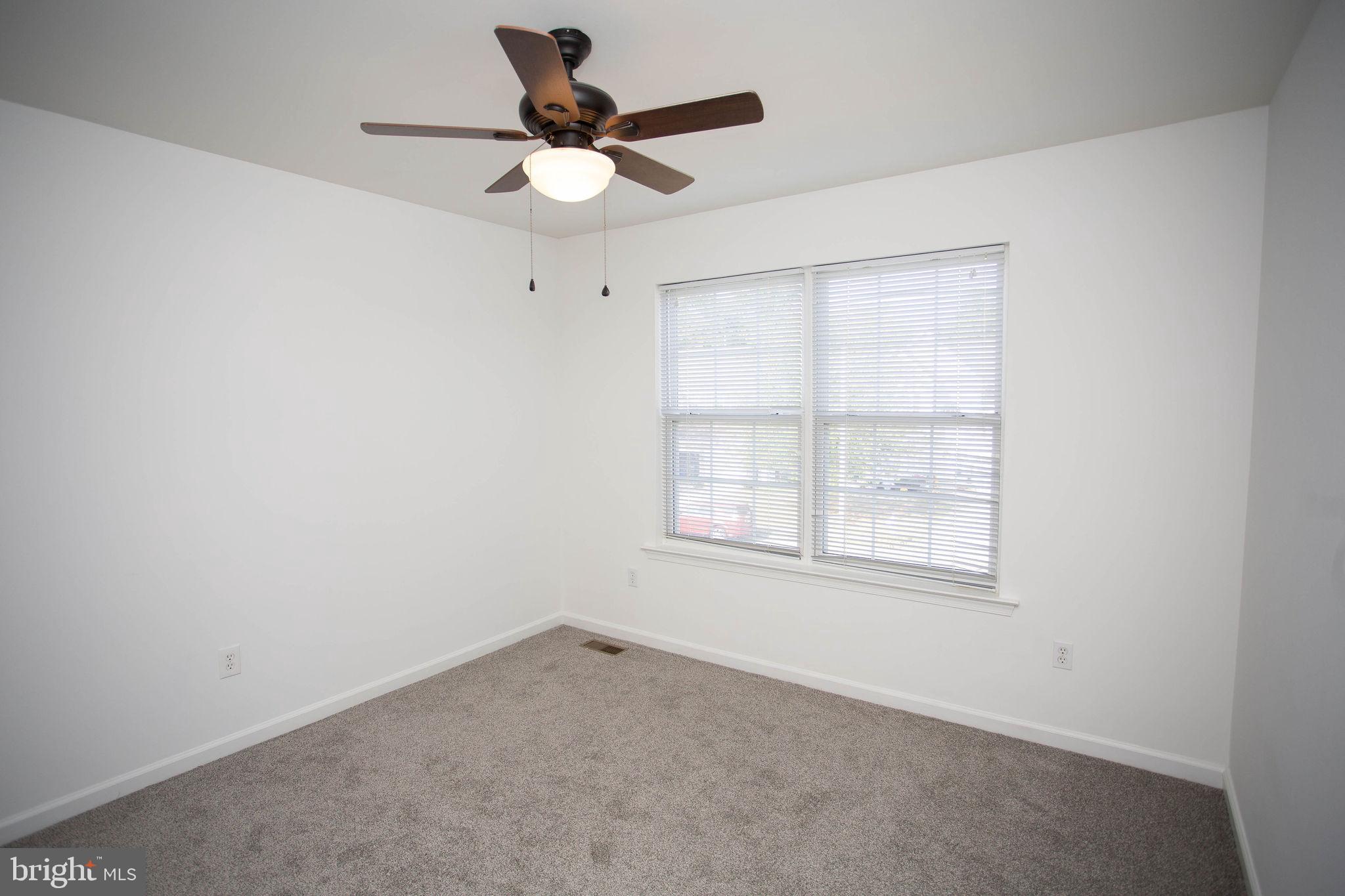 68 Stoneham Drive Delran, NJ 08075 - Photo 32 of 48