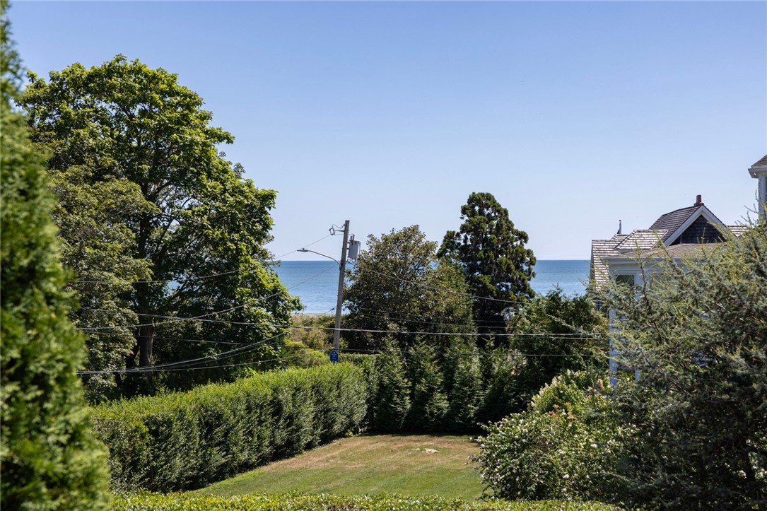 20 Westerly Road Westerly, RI 02891 - Photo 13 of 34