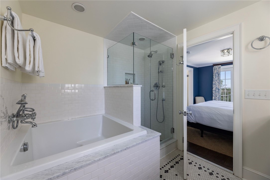 20 Westerly Road Westerly, RI 02891 - Photo 30 of 34