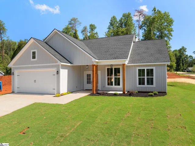 $339,000 | 107 Mt Bay Drive, Westminster, SC 29693