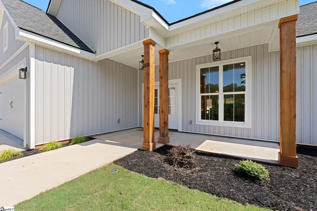 $339,000 | 107 Mt Bay Drive, Westminster, SC 29693