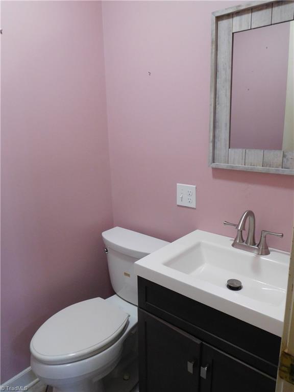 1509 Motsinger Road Winston-Salem, NC 27107 - Photo 13 of 30 Gallery Image 13