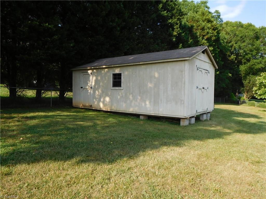 1509 Motsinger Road Winston-Salem, NC 27107 - Photo 24 of 30 Gallery Image 24