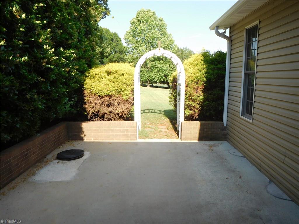 1509 Motsinger Road Winston-Salem, NC 27107 - Photo 25 of 30 Gallery Image 25