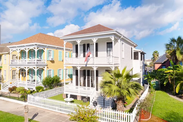 a view of a large white building